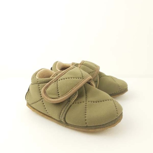 [230400218] Wheat Chaussons kaki 23